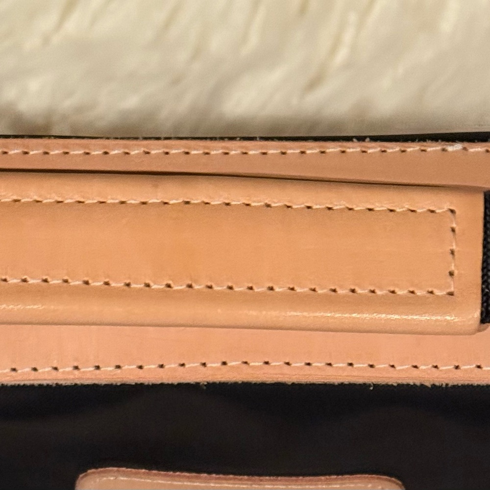 Jon Hart Black Canvas and Leather Padded Laptop 15 inch Case, Pre-loved like New - Picture 11 of 11